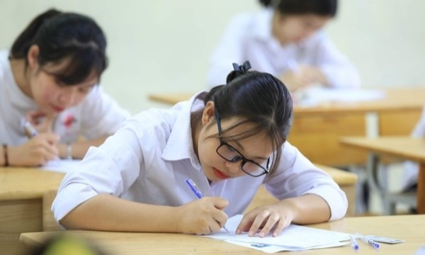 thi vào lớp 10
