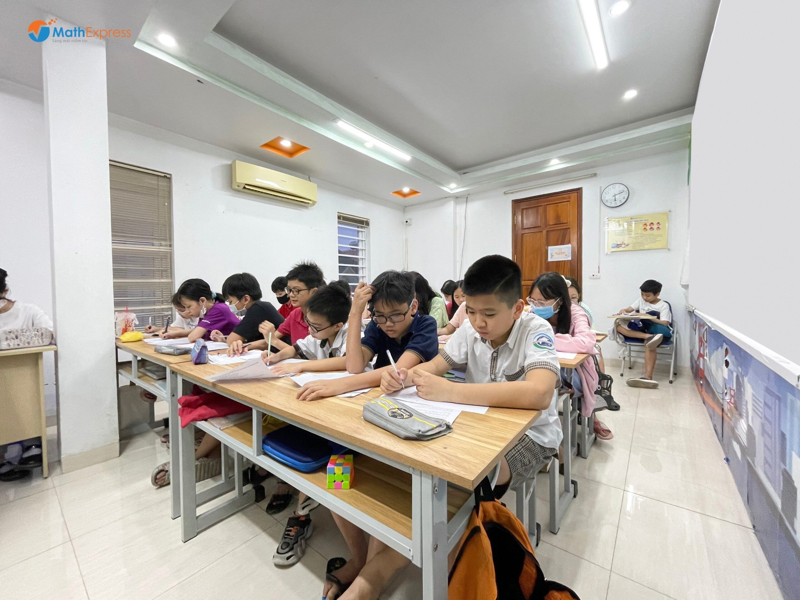 MathExpress mở lớp học hè