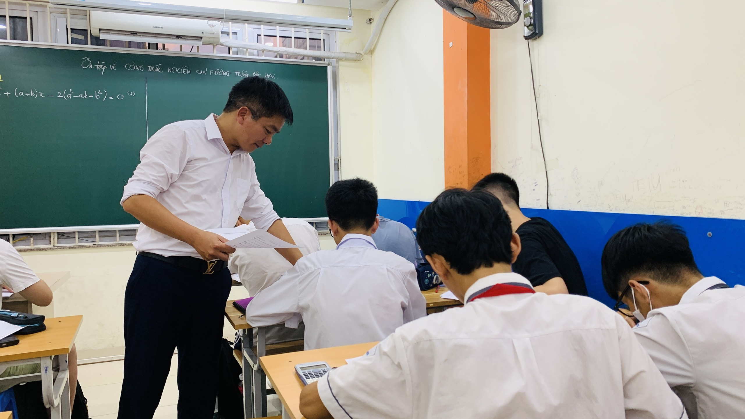 ôn thi vào lớp 10 chuyên tại Hà Nội