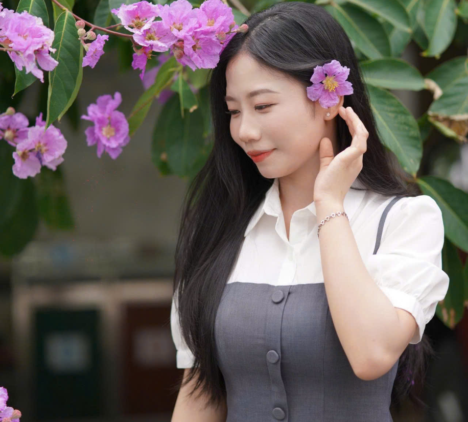 Cô Trần Thị Hoa